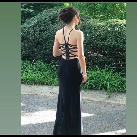 PROM DRESS FOR SALE. - Picture 1 of 3